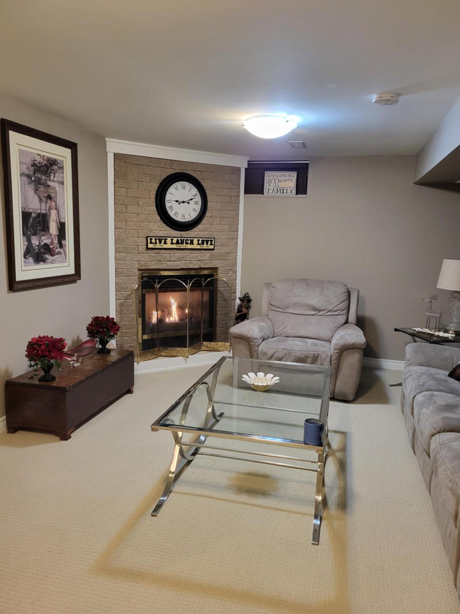 Cozy Suite With Hot Tub & Highspeed Internet Grimsby Eksteriør billede